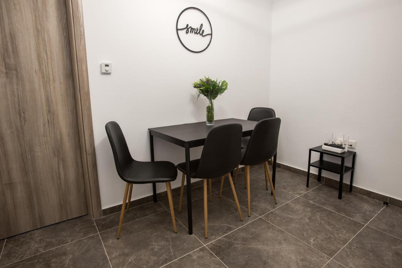 Raise Kifisias Serviced Apartments Atenas Exterior foto